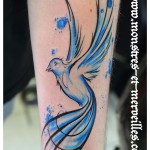 Tatouage oiseau aquarelle