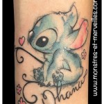 Tatouage stitch aquarelle