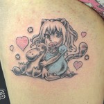 Tatouage chibi et ornithorynque