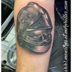 Tatouage casque pompier